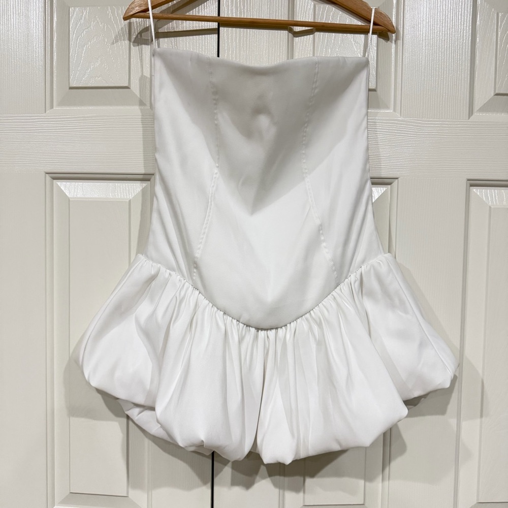 Brand New with Tags Zara White Mini Balloon Dress Size Large